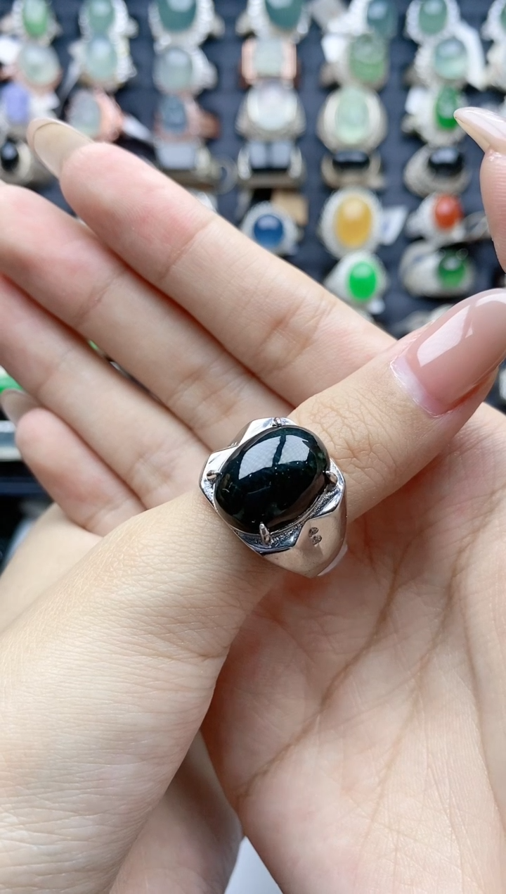 【闪购商品】翡翠戒指银S925镶嵌天然A货翡翠戒指