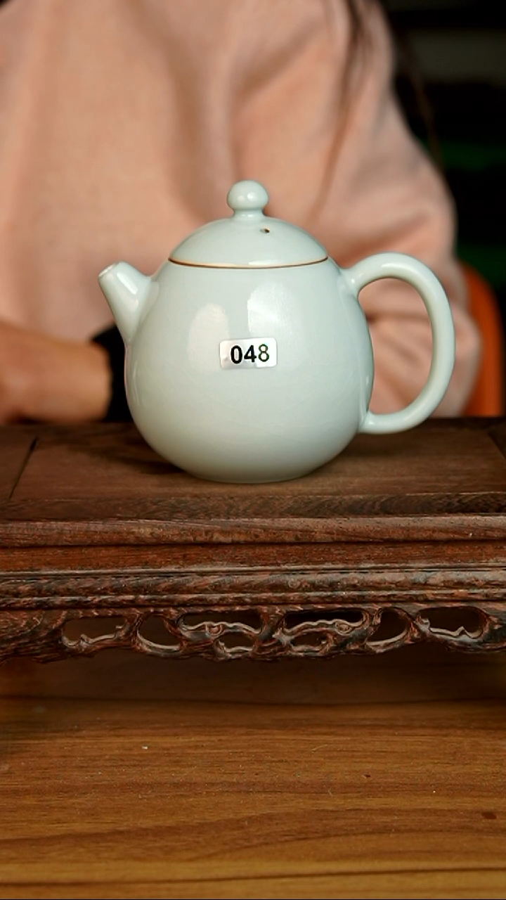 杯048月白釉龙蛋壶360CC体验款