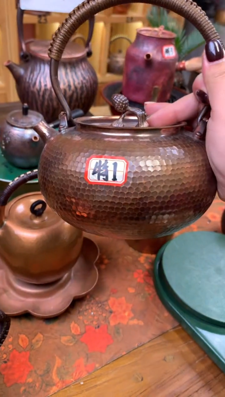紫铜做旧北村松球提梁壶