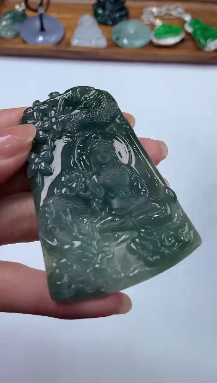 【闪购商品】翡翠未镶嵌颈饰2205613