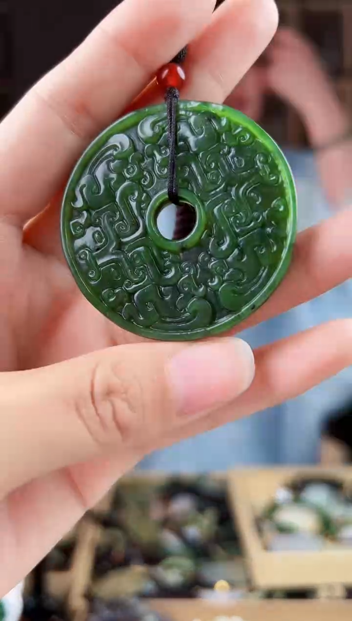 颈饰未镶嵌和田玉拍一发一，多样性发货