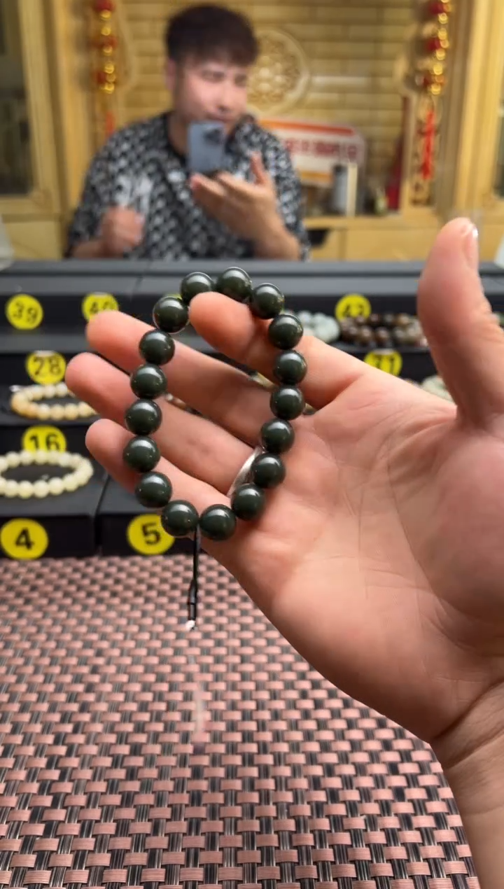 手串未镶嵌和田玉若羌料二道桥青玉手串卡12