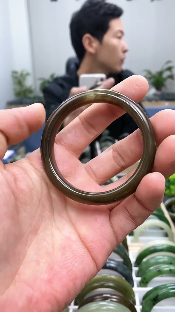 【闪购商品】和田玉手镯未镶嵌53