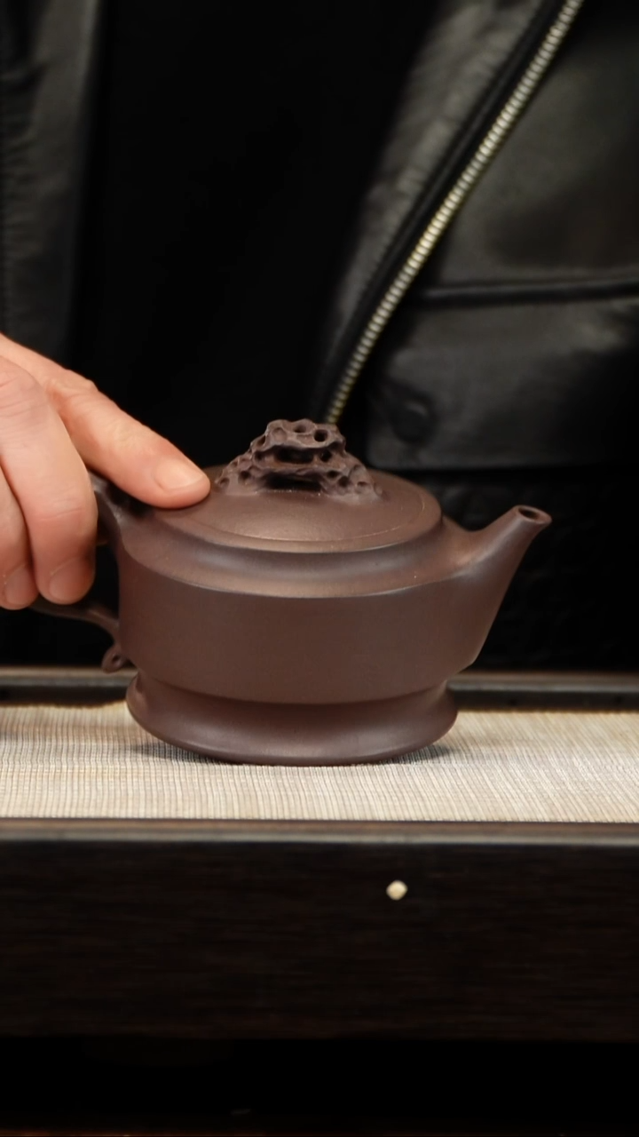 茶壶紫砂四底监制磐石