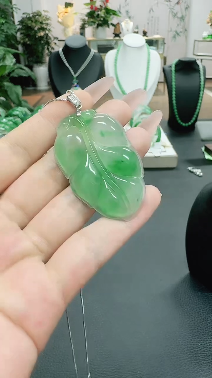 未镶嵌1石英质玉（非洲翠）/6559