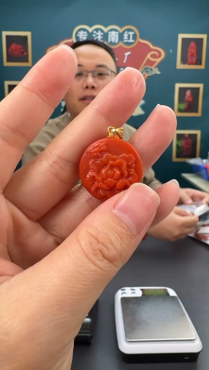 【闪购商品】南红玛瑙雕刻银S925镶嵌006ZB0307产品一个