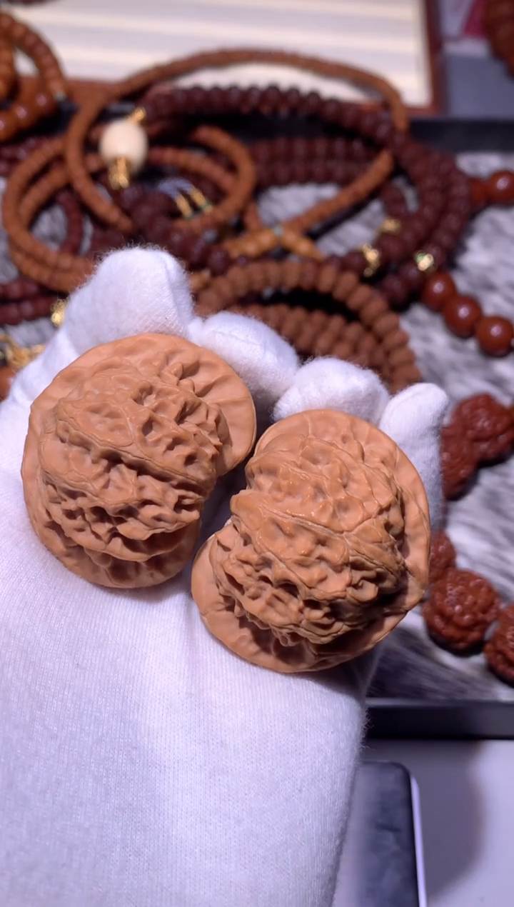 【闪购商品】文玩核桃把件宫灯狮子头