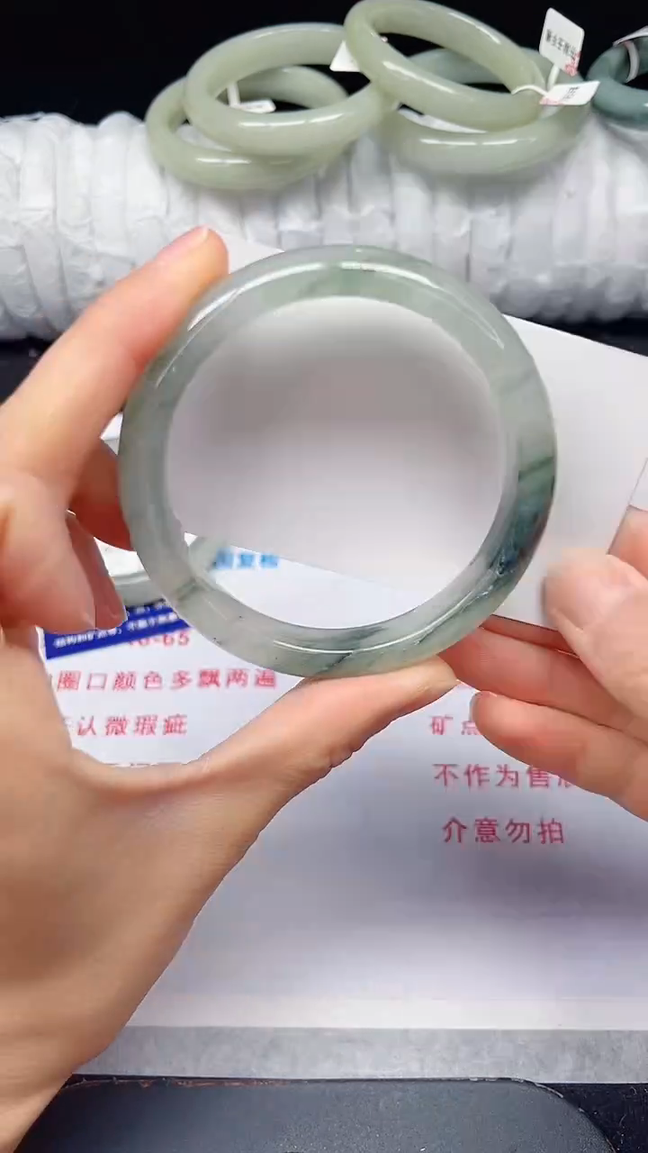 未镶嵌手镯石英质玉125-60/61