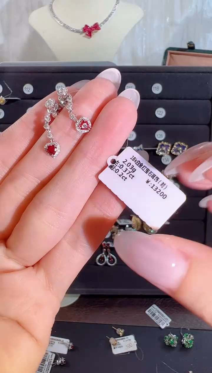 耳饰18K金镶嵌红宝石BE5131-1#-W#133