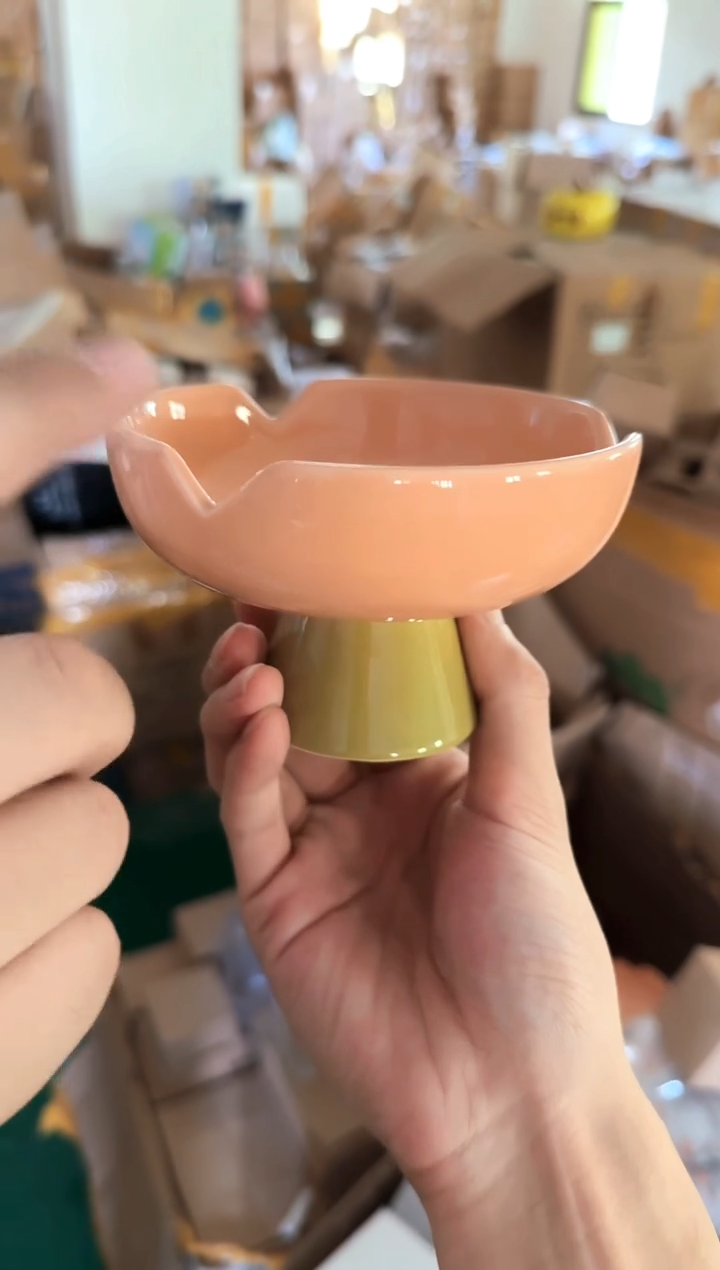 瓷片品质好，发货快，放心拍  水果碗