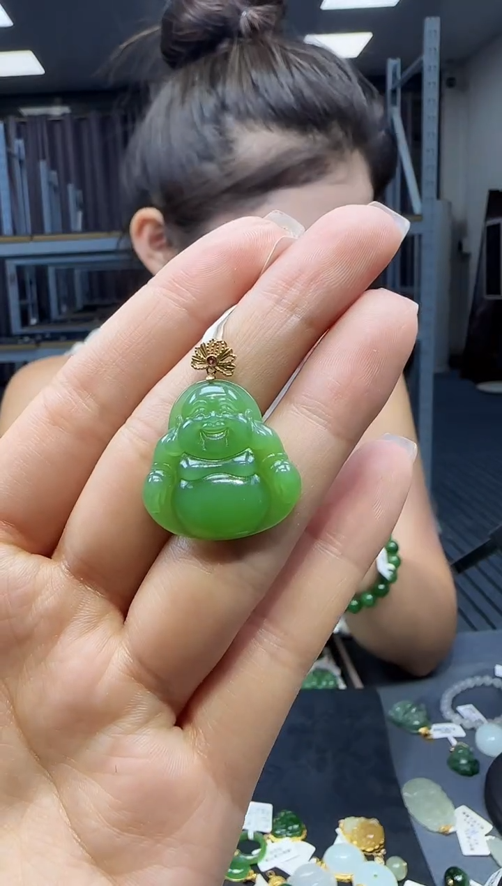 和田玉18K金镶嵌挂件1