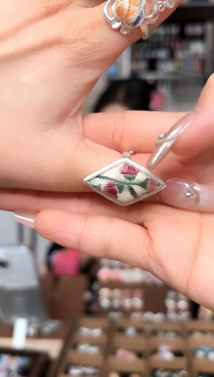 【闪购商品】织绣织绣民族风老绣日常必备耳饰378