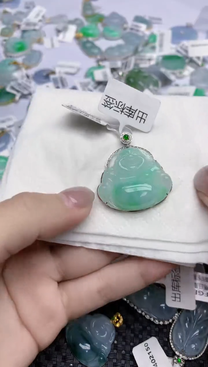 【闪购商品】翡翠颈饰18K金镶嵌天然翡翠A货