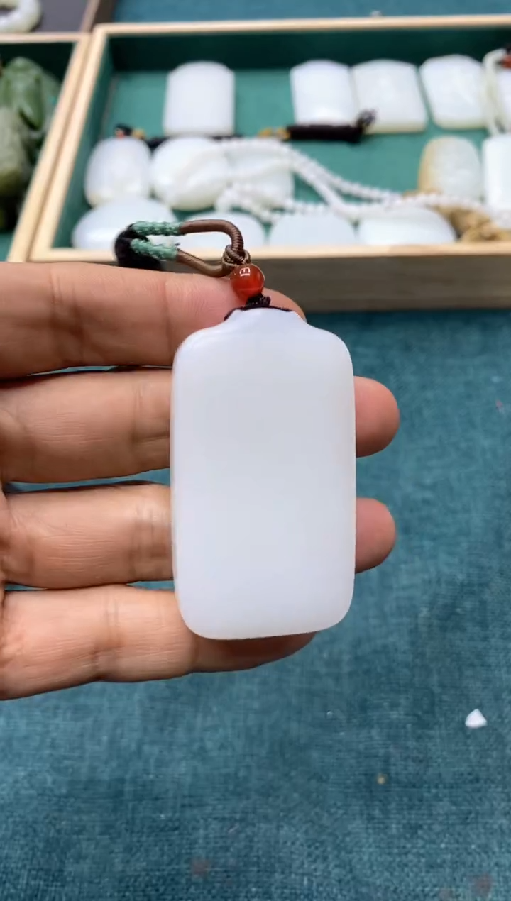 【闪购商品】定制和田玉定制挂件