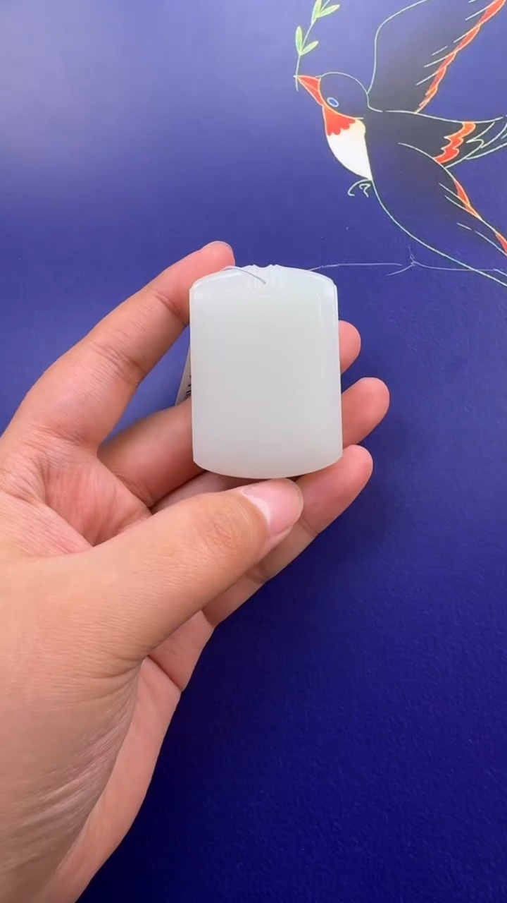 颈饰未镶嵌和田玉吊坠