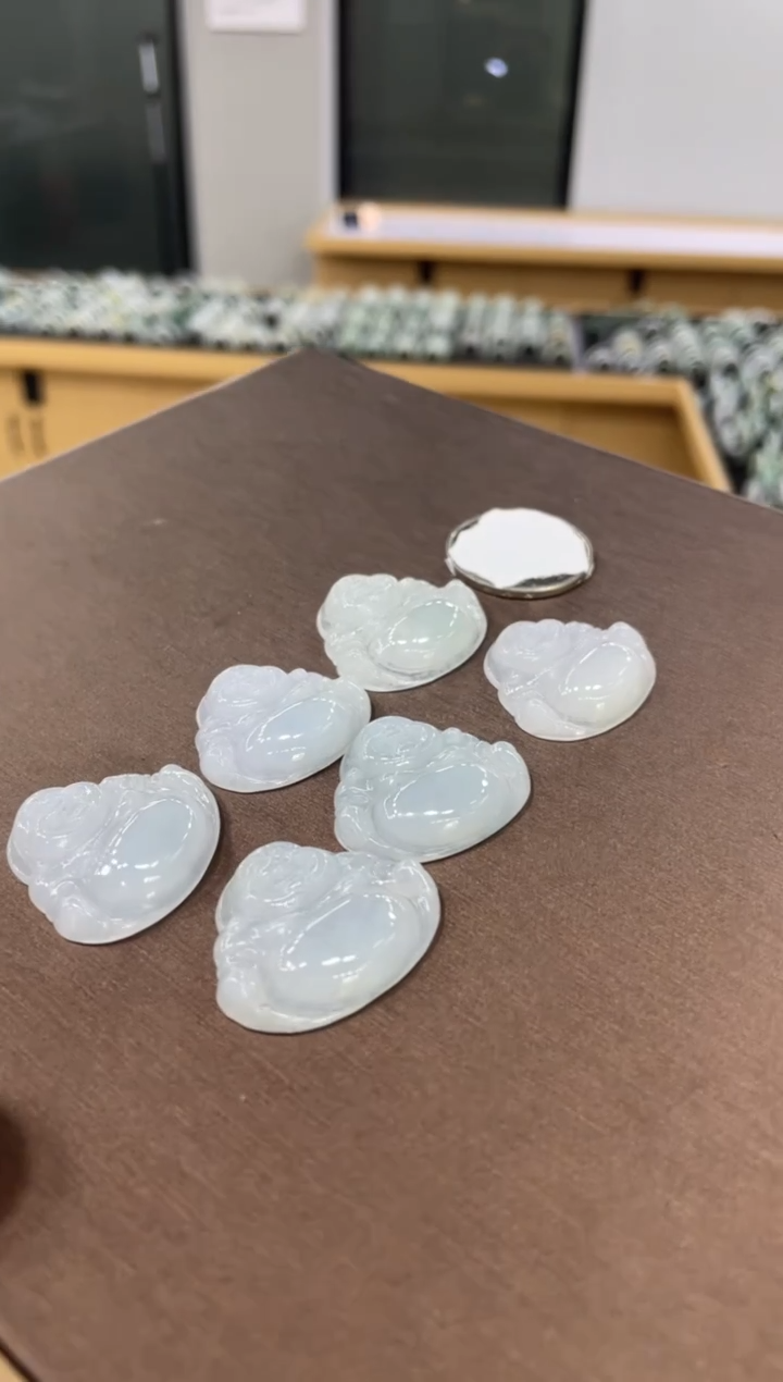 吊坠(不含链)未镶嵌翡翠佛公吊坠/多样性发其一