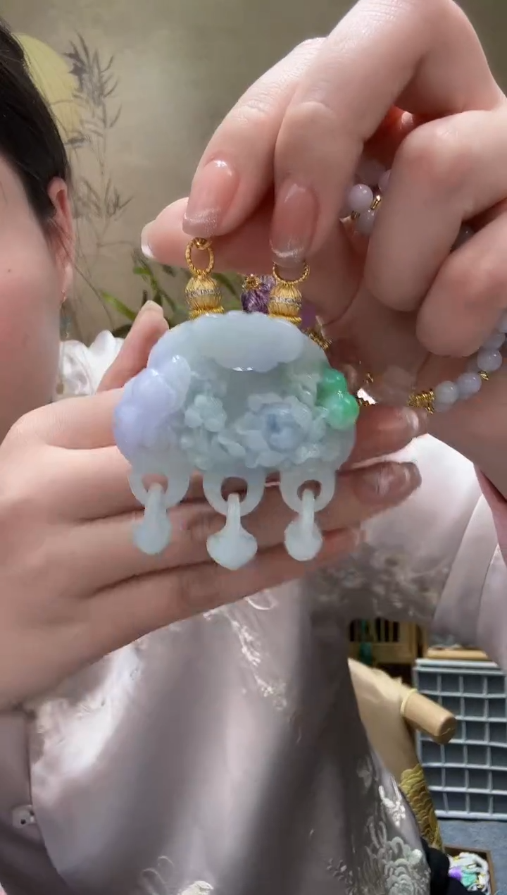 【闪购商品】翡翠颈饰未镶嵌吊坠