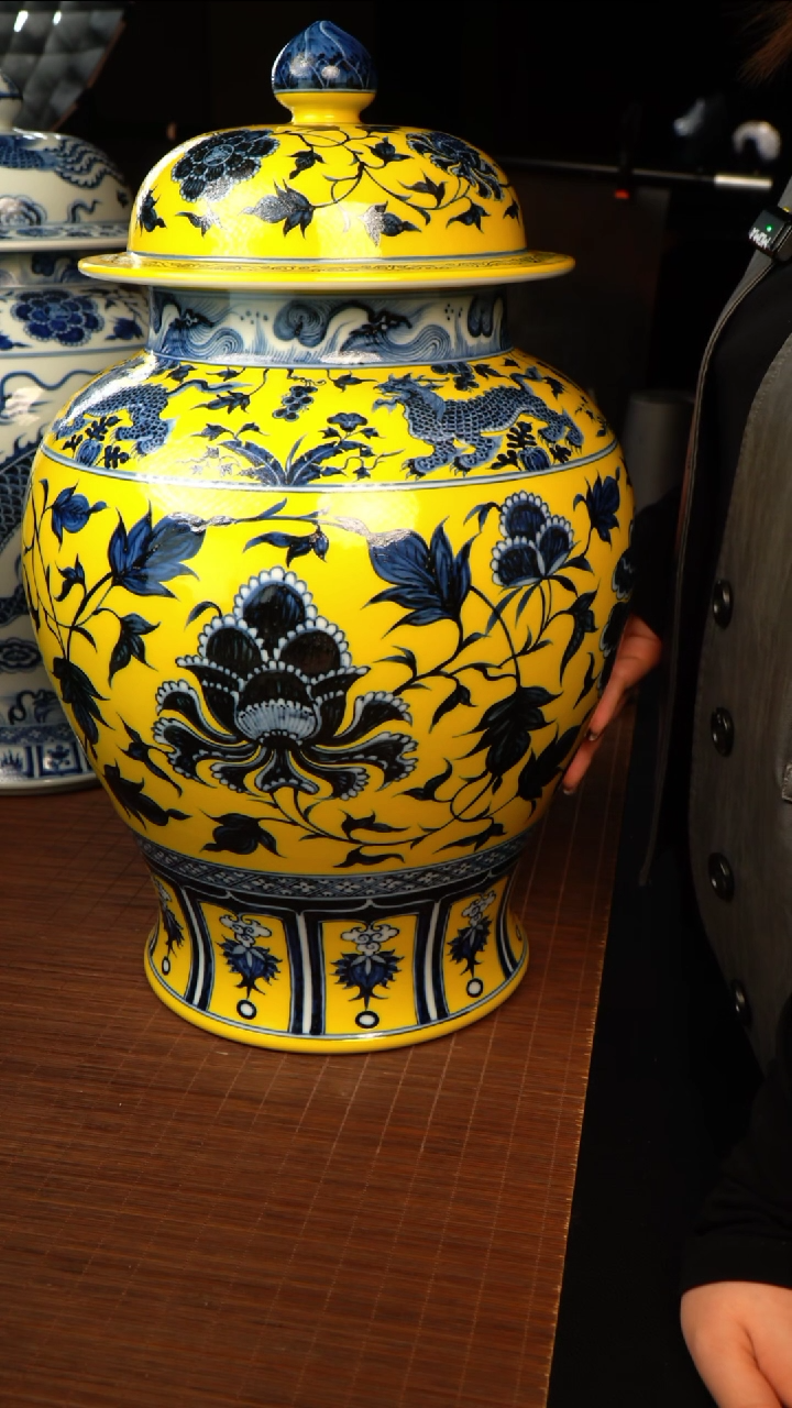 【闪购商品】杯待月观山 黄底牡丹将军罐