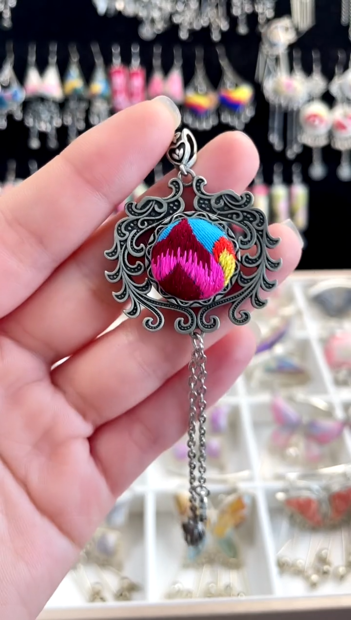 【闪购商品】织绣非遗刺绣饰品