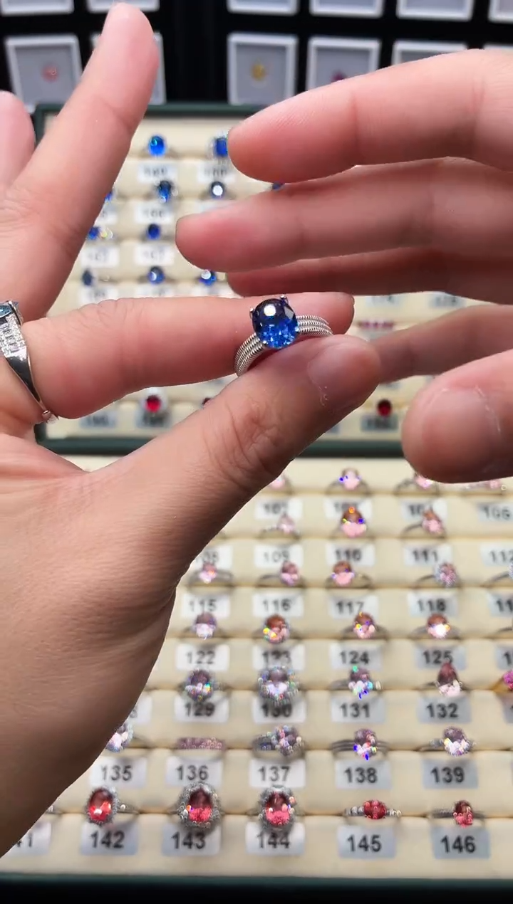 戒指蓝宝石银S925镶嵌111