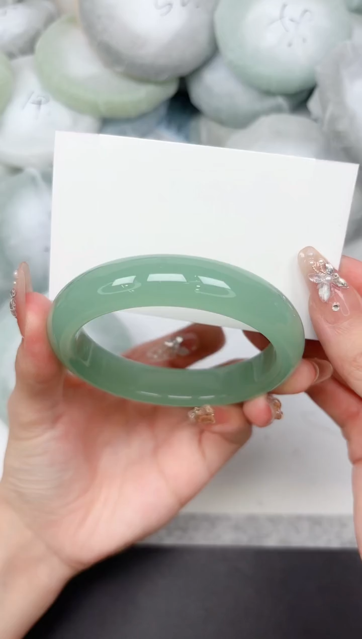 石英质玉手镯未镶嵌13-58.5