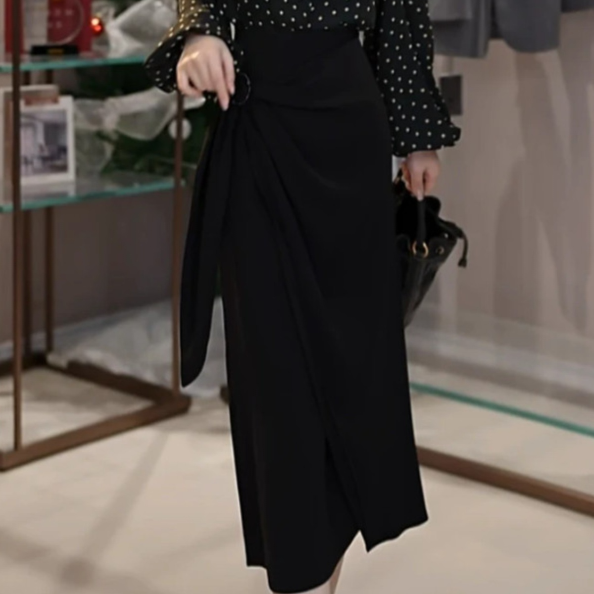 【商场同款】2025春季新款显瘦黑色收腰时尚造型半身裙子5200458