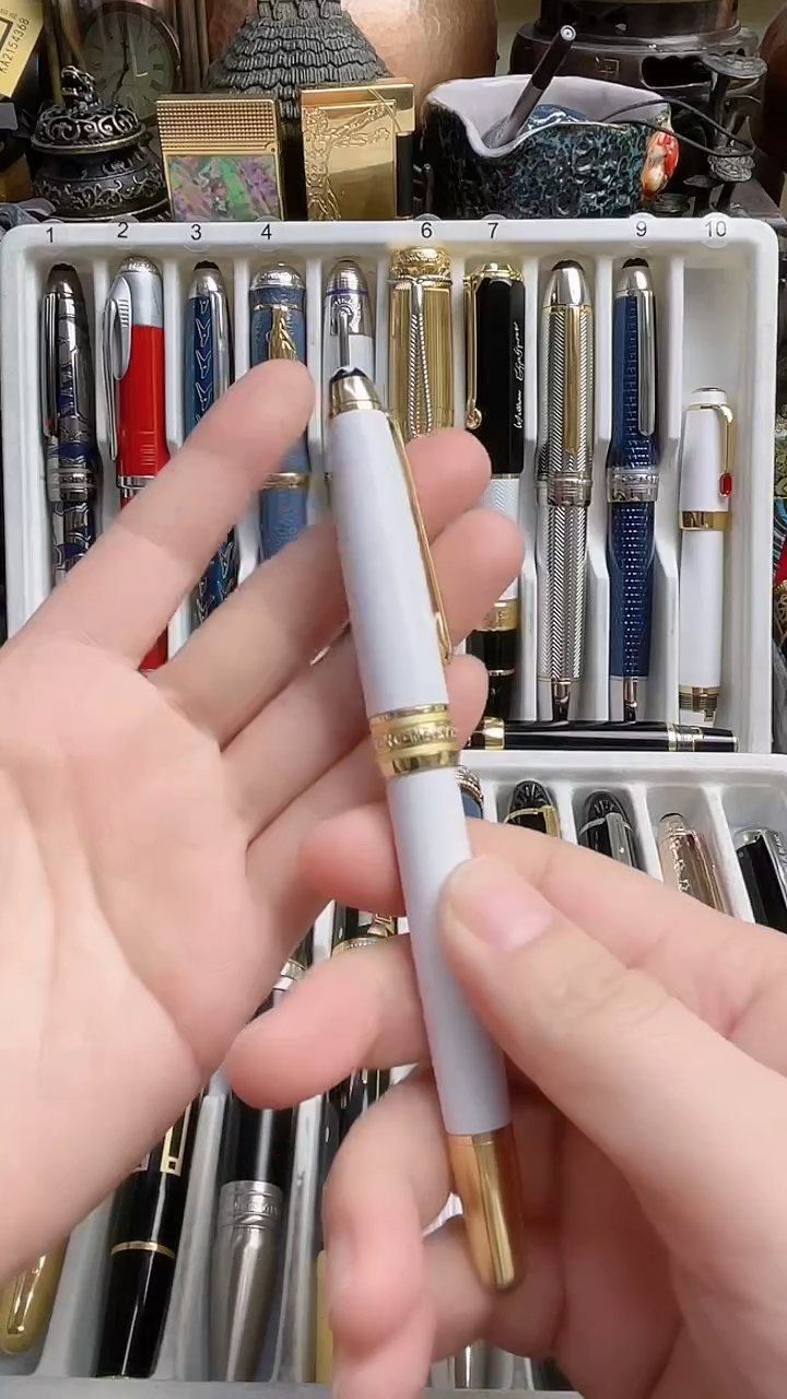 m'mm'm'g'g'g'gg'g'g钢笔