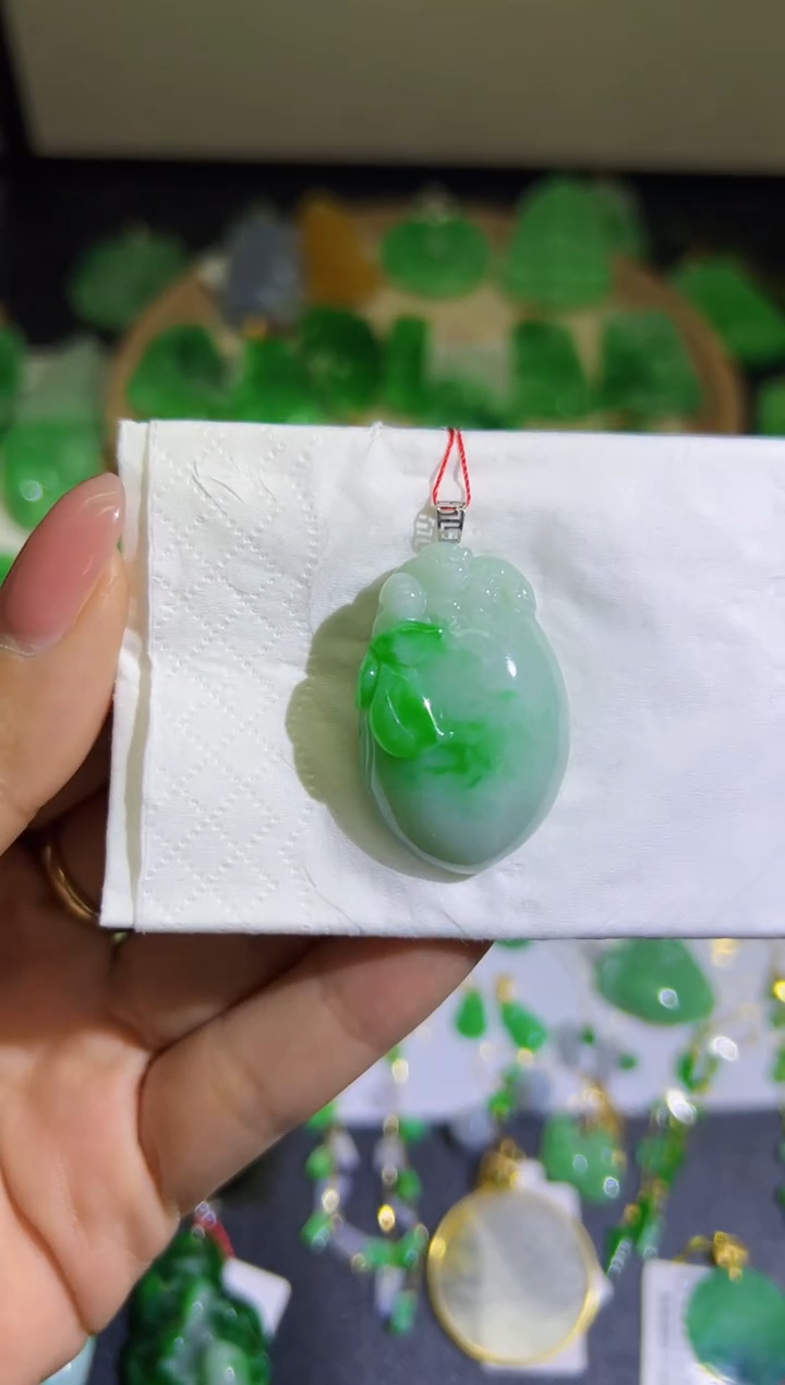 【闪购商品】翡翠颈饰18K金镶嵌Q缅料A货翡翠/支持复检/一件