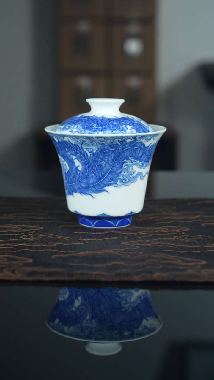 瓷片?*号《凤纹图》青花两才盖碗