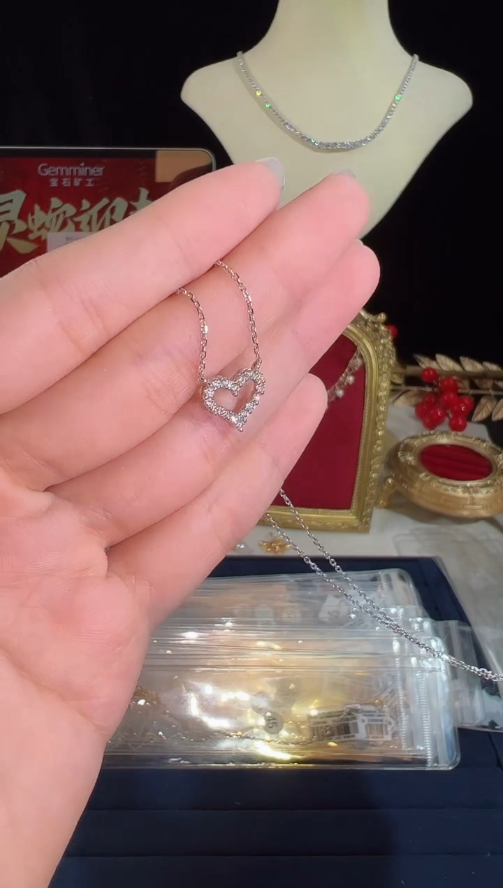 【闪购商品】钻石颈饰18K金镶嵌BN0095#-W#44