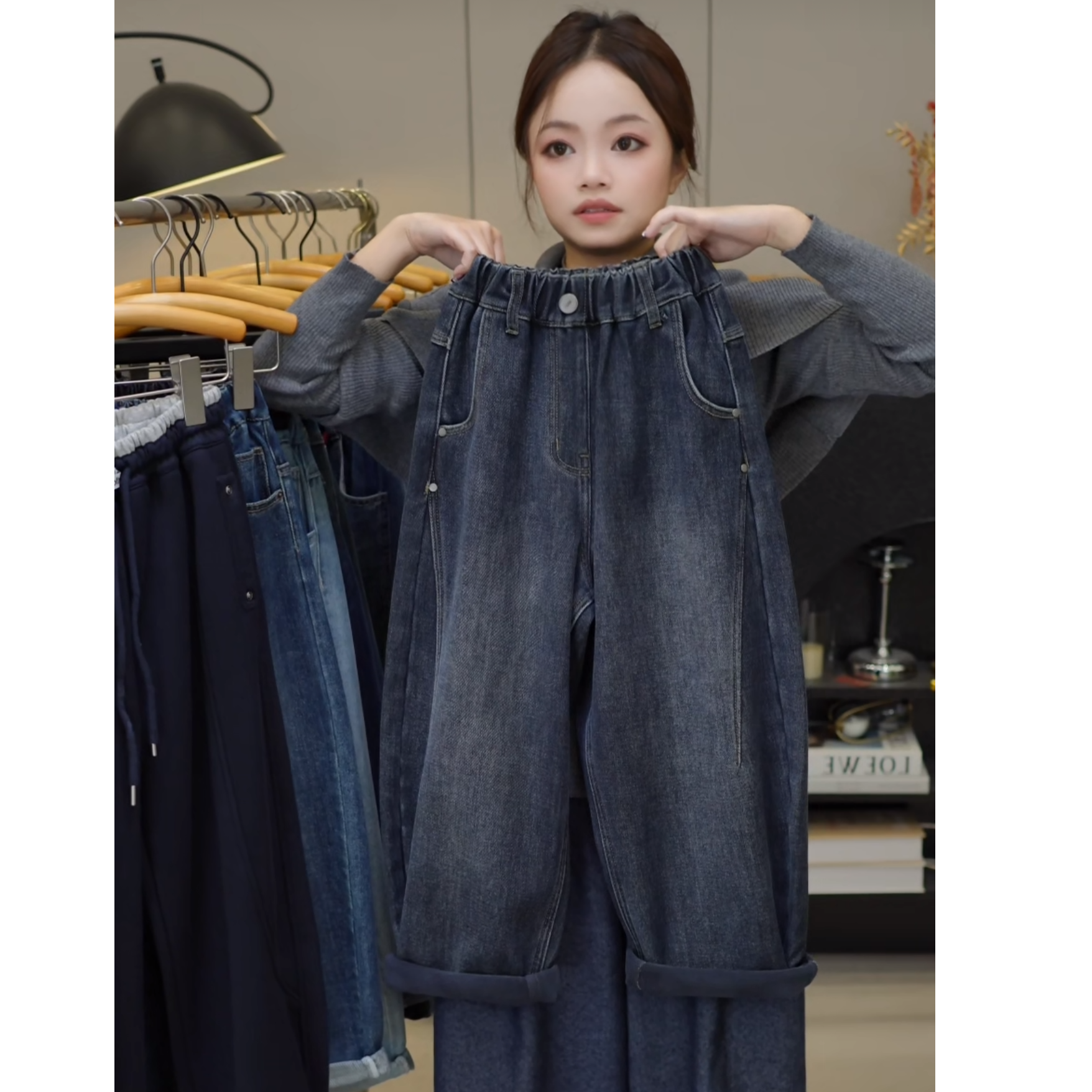 黑灰蓝色加绒大口袋牛仔裤男女童款简单大方儿童牛仔裤