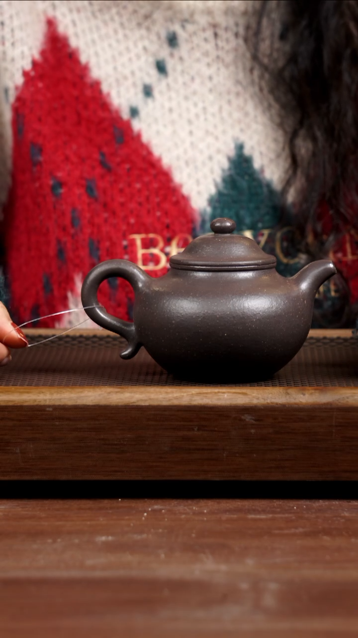 【闪购商品】紫砂茶壶8目粗砂天青莲子300CC