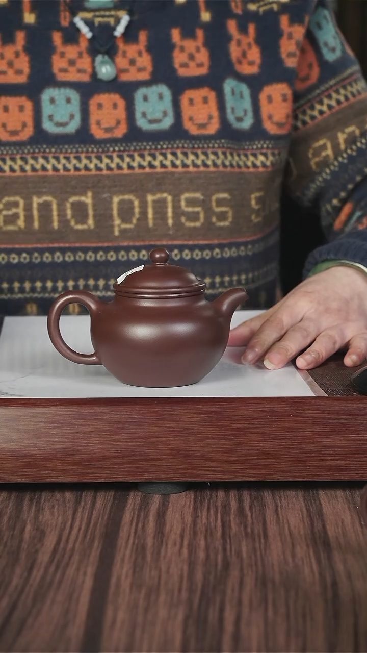 【闪购商品】紫砂茶壶战旗  底槽清  景舟莲子