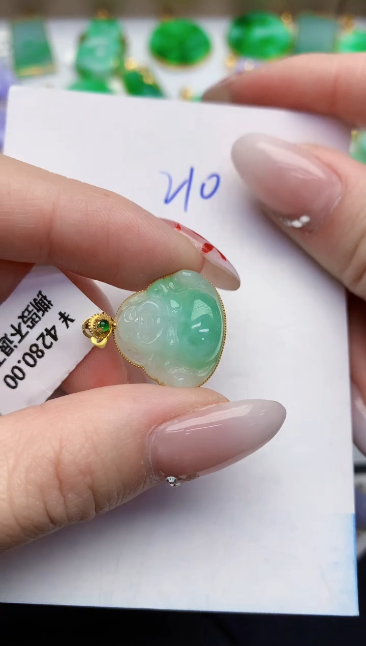 【闪购商品】翡翠颈饰18K金镶嵌0000000000