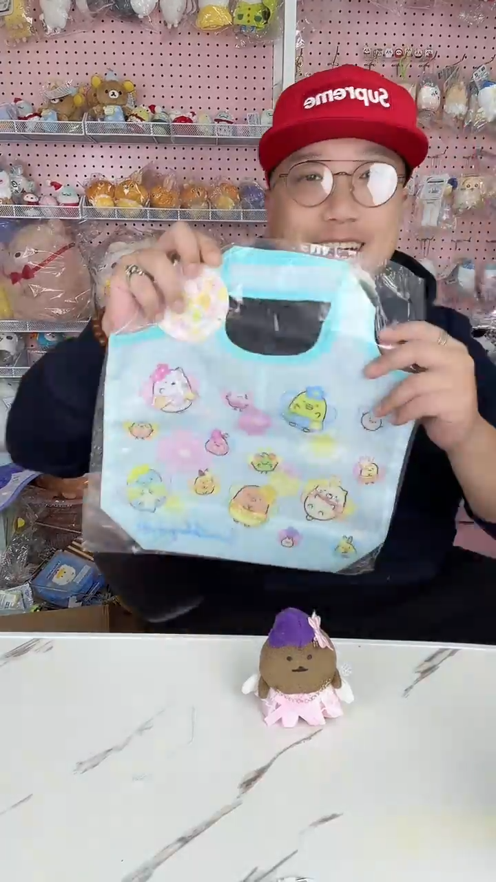 毛绒角落生物周边