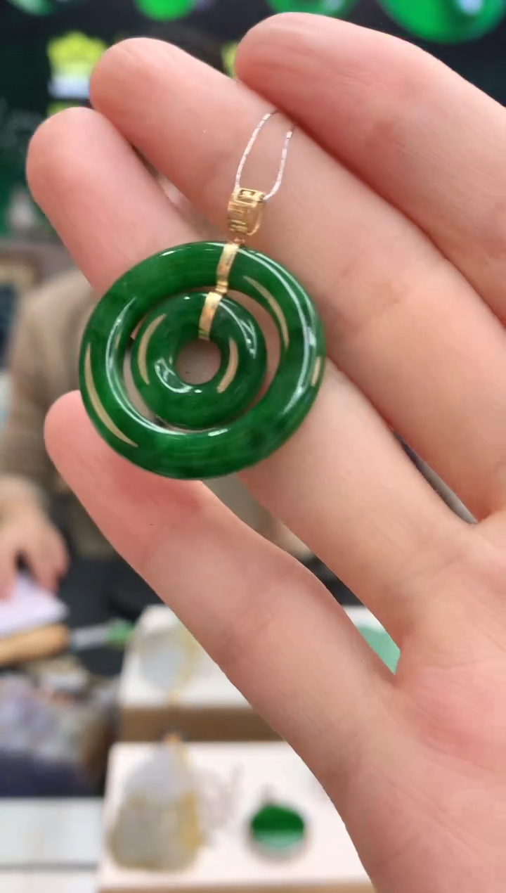 【闪购商品】翡翠颈饰18K金镶嵌赠礼盒证书 小君