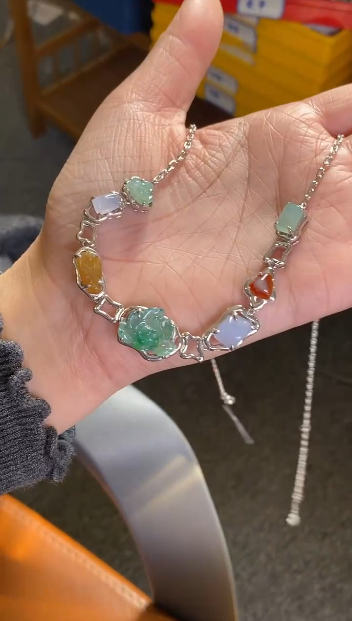 颈饰银S925镶嵌翡翠19333