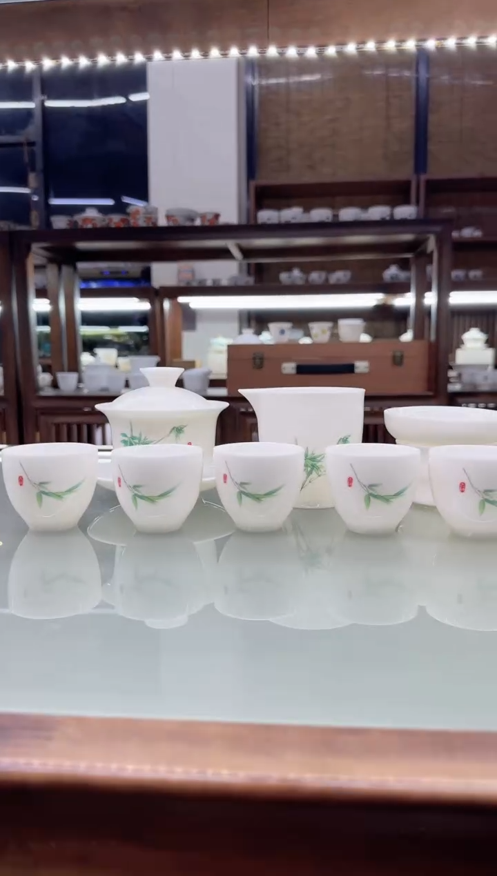 【闪购商品】瓷片言泥言泥言泥@YN141