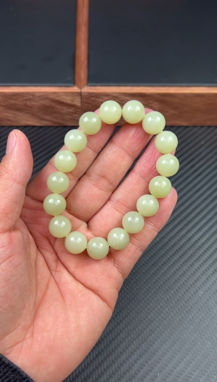 【闪购商品】和田玉手串未镶嵌若羌微色差卡12 L