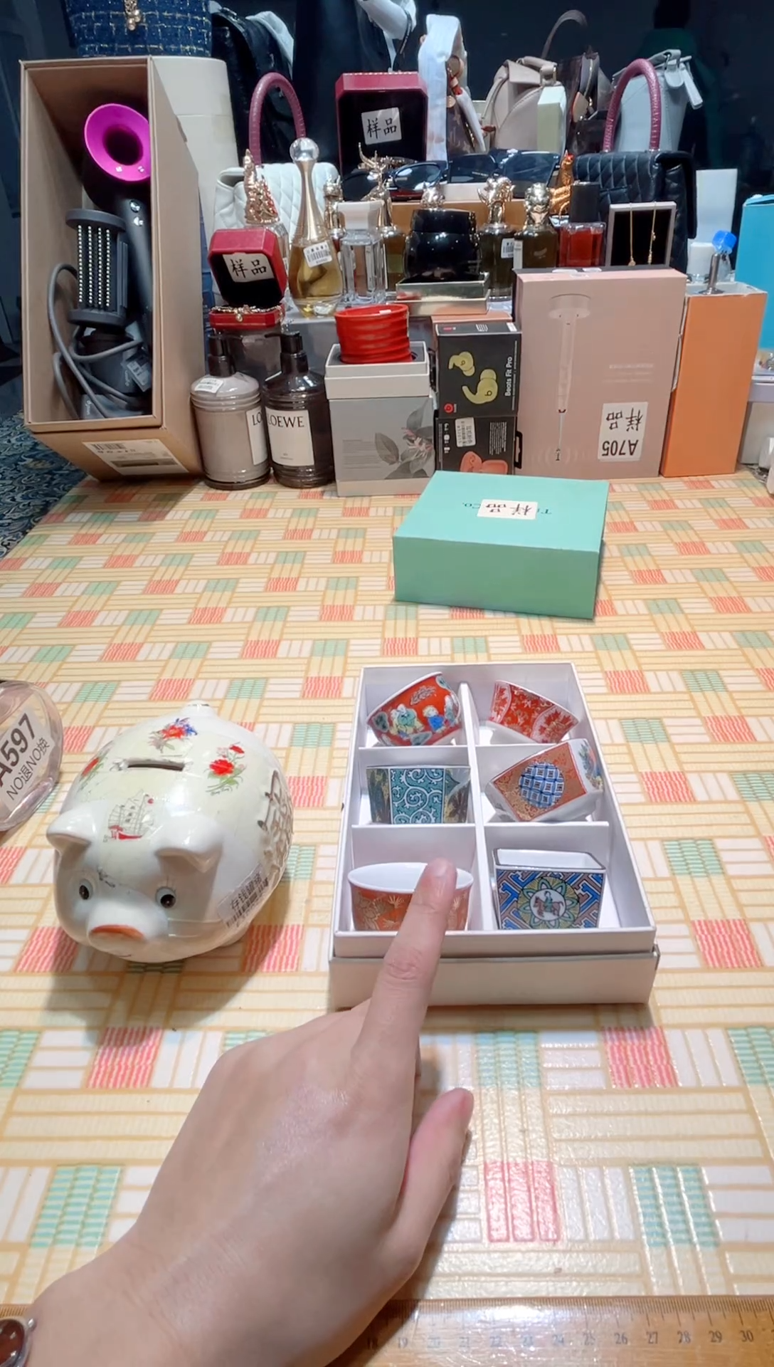 瓷片瓷器 库房到期 全部地板价@@1