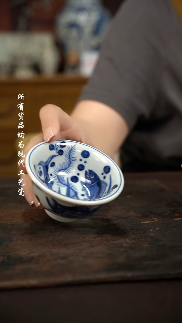 微瑕福利手绘高温现代瓷 柴 满绘 三鱼 小压70c