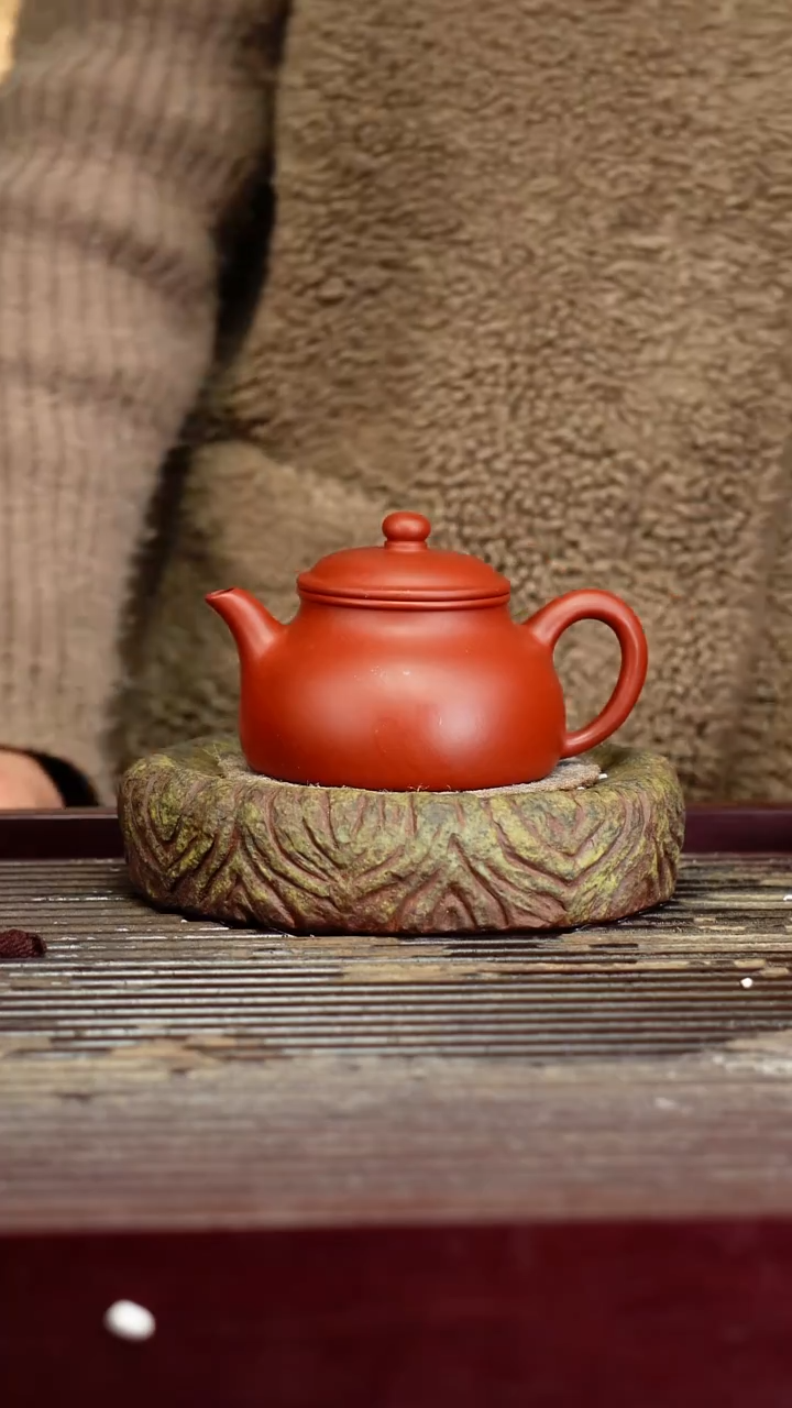 宜兴原矿紫砂壶茶壶宜兴原矿紫砂壶茶壶150C