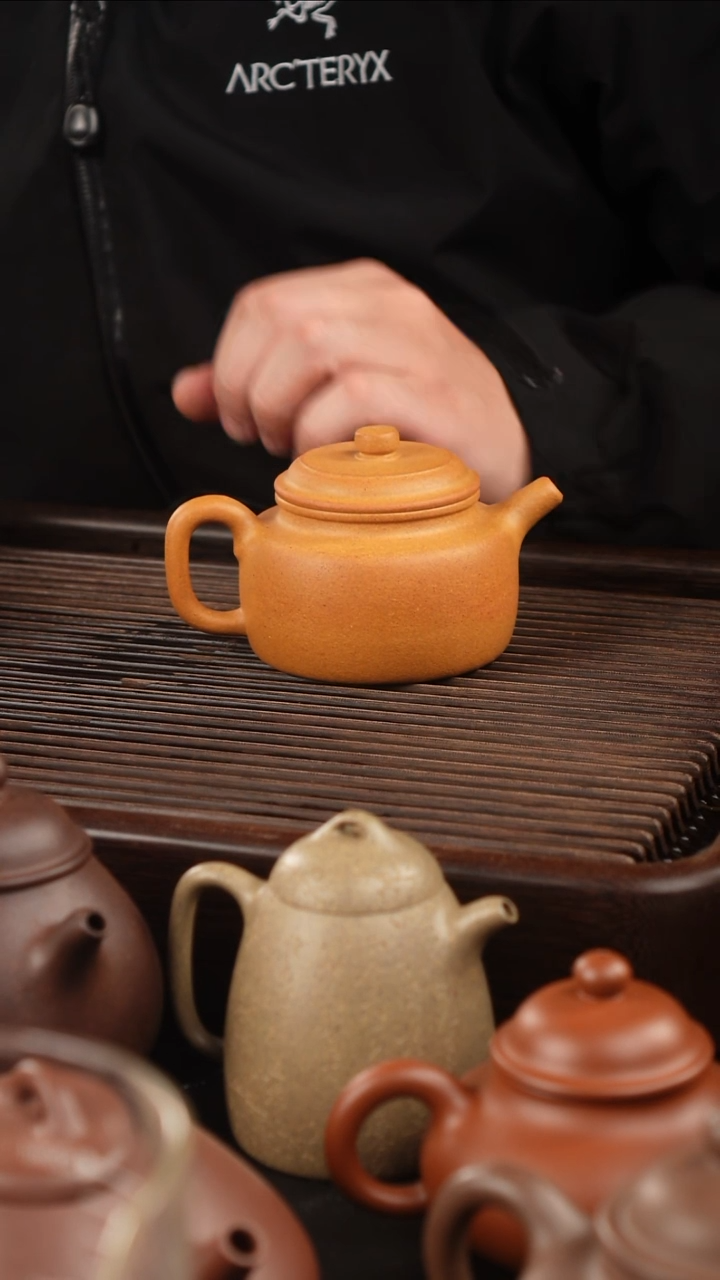茶壶紫砂可**冰老档口 黄金段德钟 