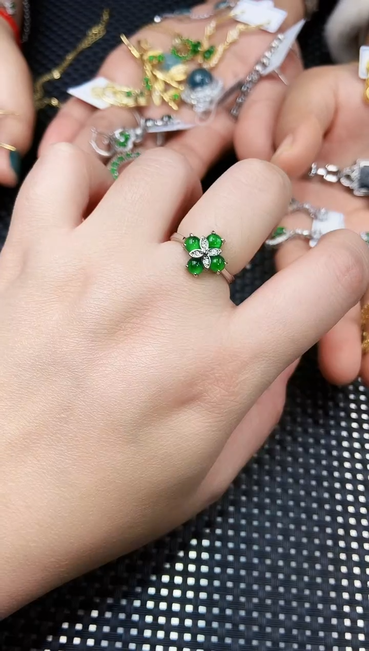 【闪购商品】翡翠戒指未镶嵌111111111