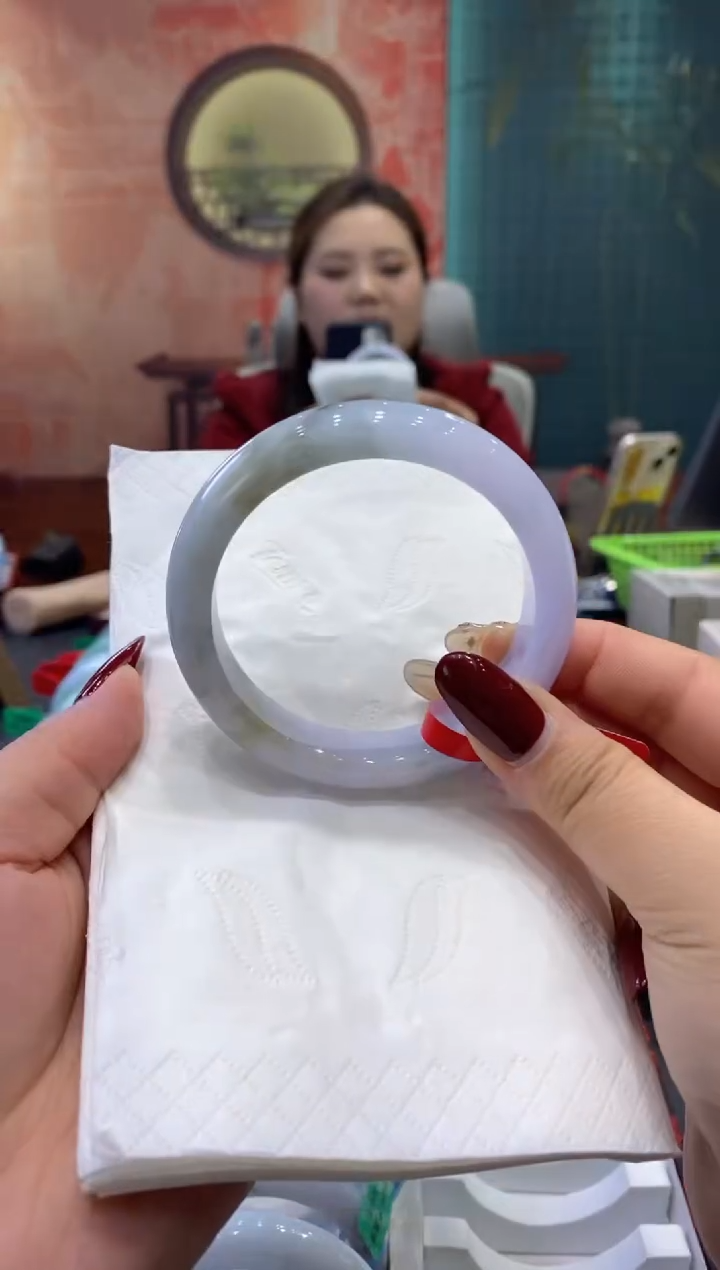 【闪购商品】翡翠手镯未镶嵌多人0019056