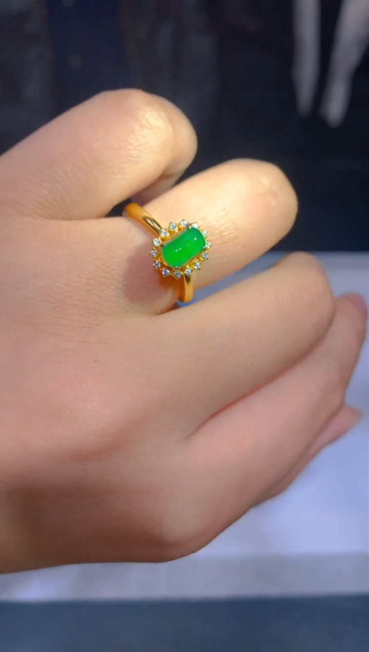 【闪购商品】定制翡翠未镶嵌11制翡翠多样性发其一