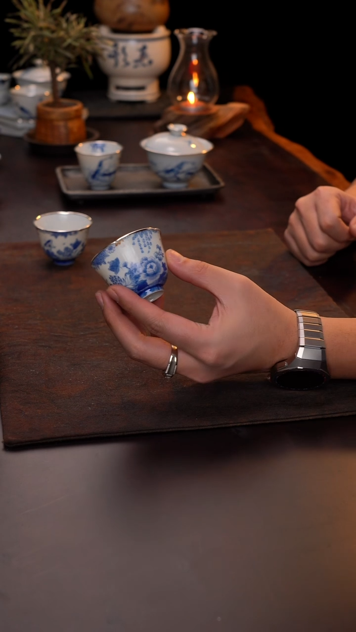 手绘蝶恋花单杯包银口