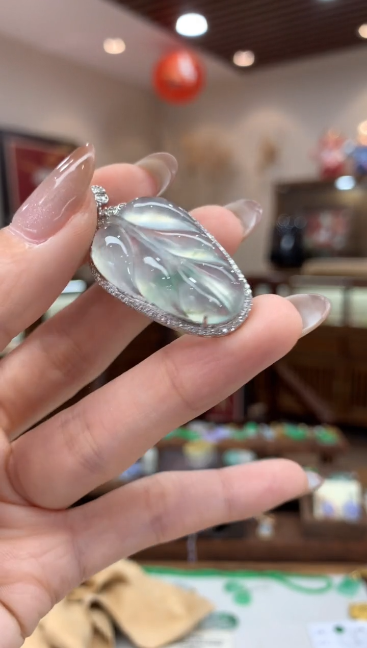 【闪购商品】翡翠18K金镶嵌吊坠(不含链)叶子