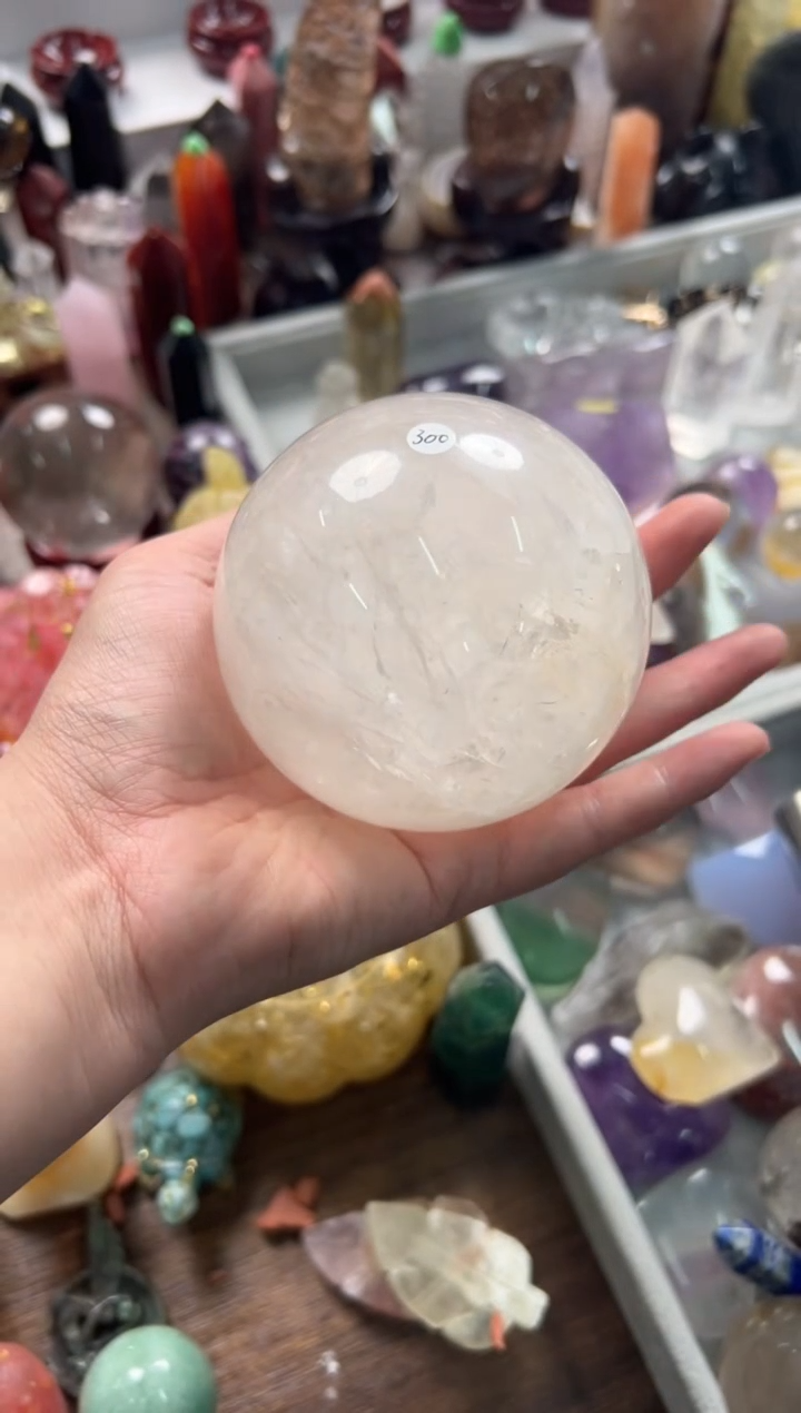 未镶嵌珠宝半成品水晶M725 约8.2cm