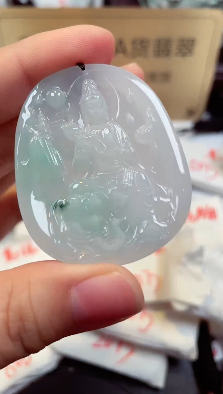 【闪购商品】翡翠颈饰未镶嵌天然缅甸翡翠A货